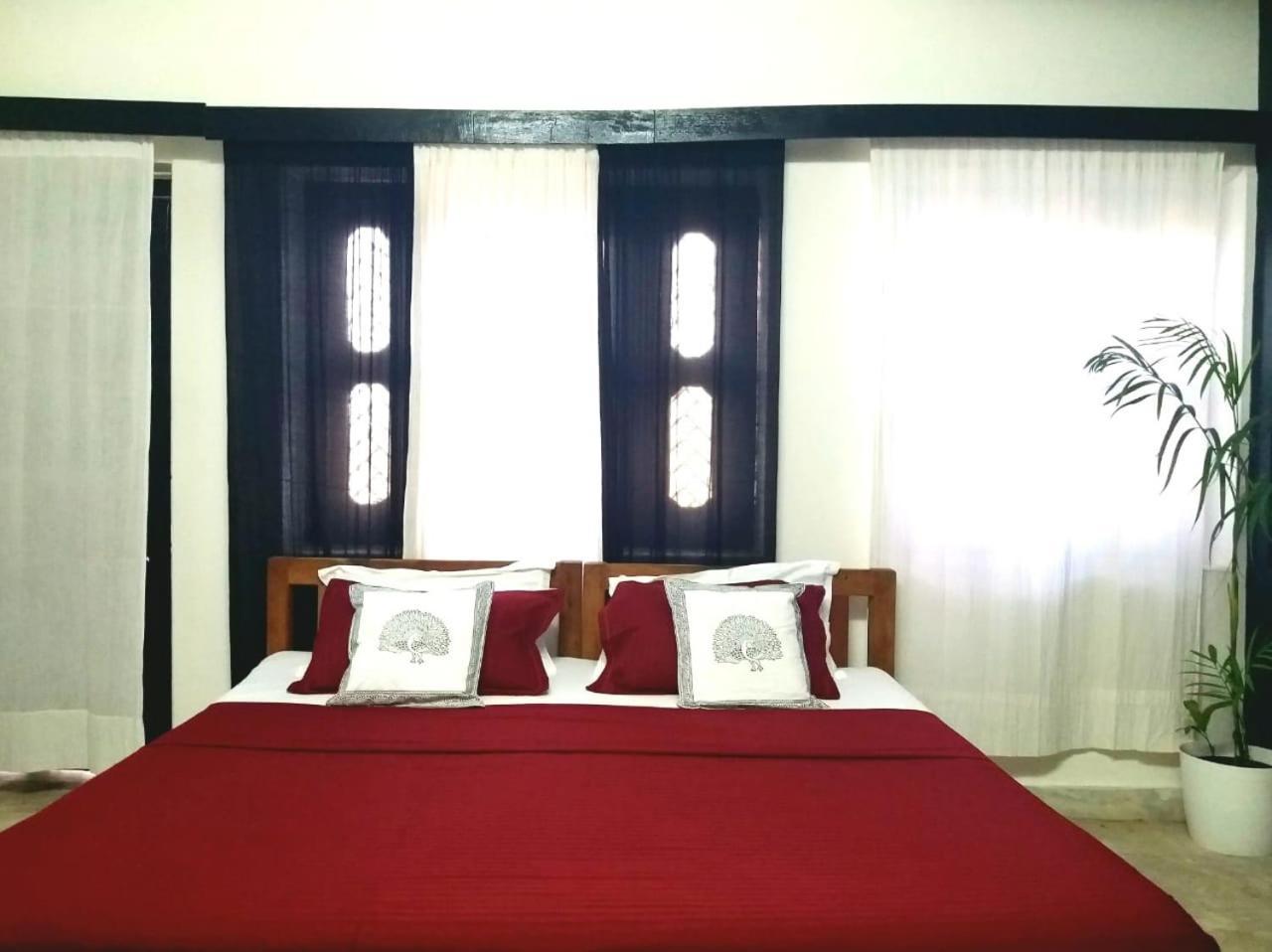 Hotel U-Turn Pushkar Bagian luar foto