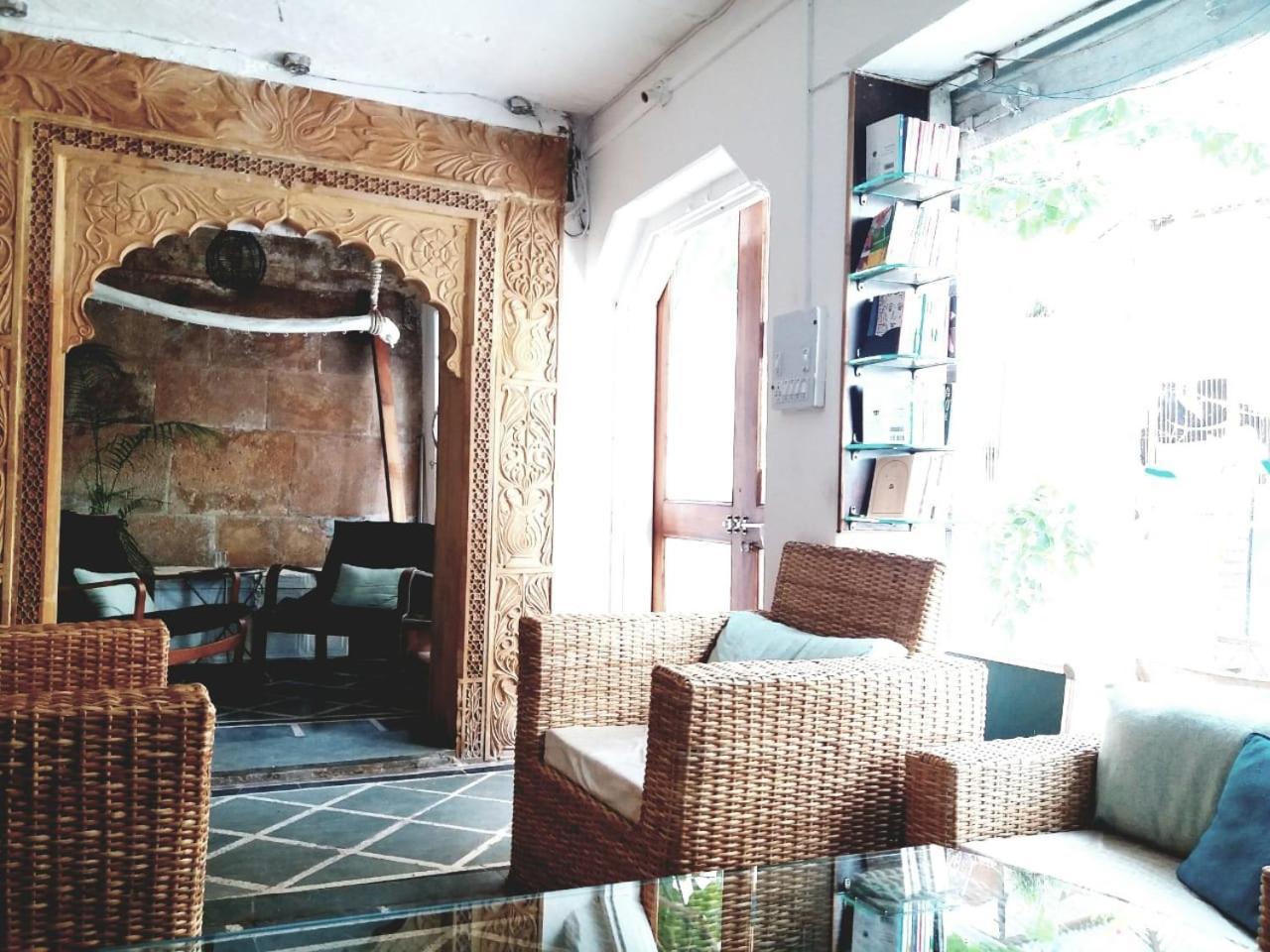 Hotel U-Turn Pushkar Bagian luar foto
